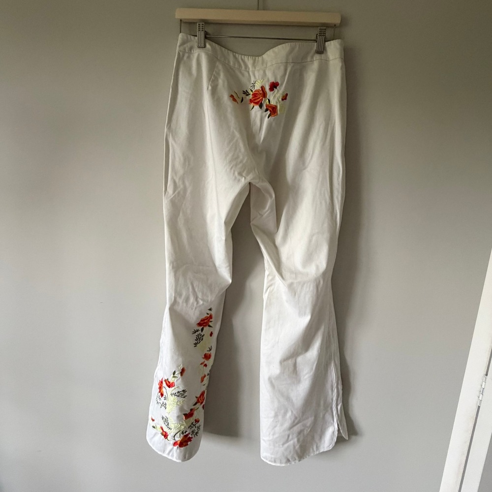 Cache White Floral Embroidered Flare Leg Pants 8 Boho Wide Leg Slit Zip Hem READ - Picture 13 of 16